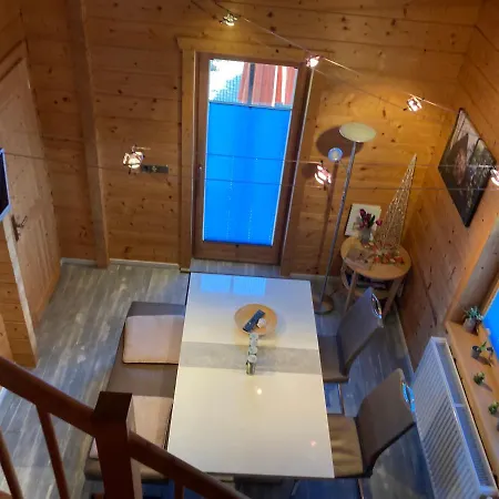 Spreewaldhaeuser Wiesner