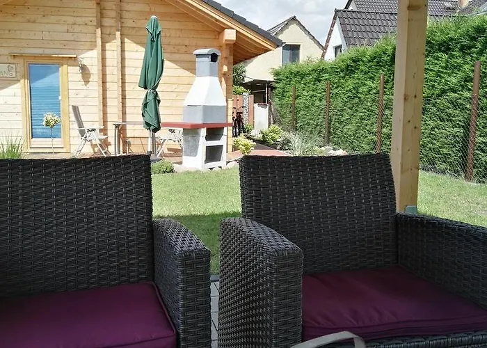 Spreewaldhaeuser Wiesner